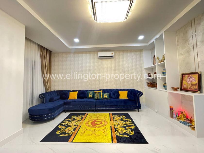 Villa For Rent In Sensok Area - Ellington Property