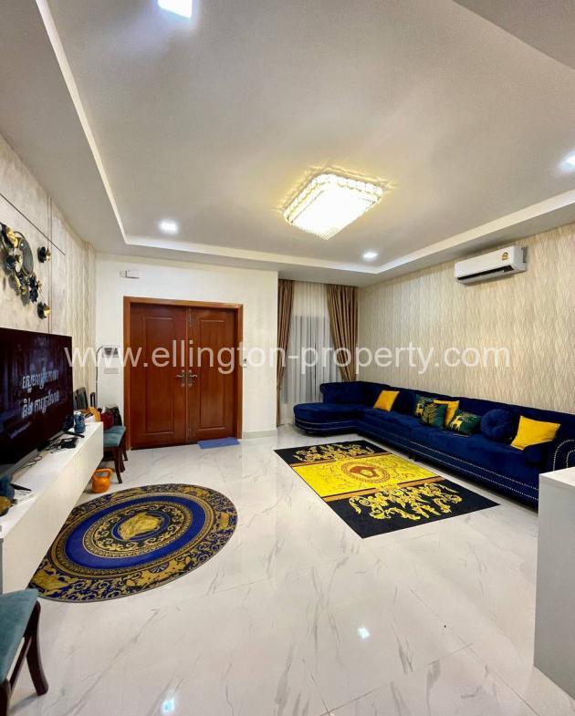 Villa For Rent In Sensok Area - Ellington Property