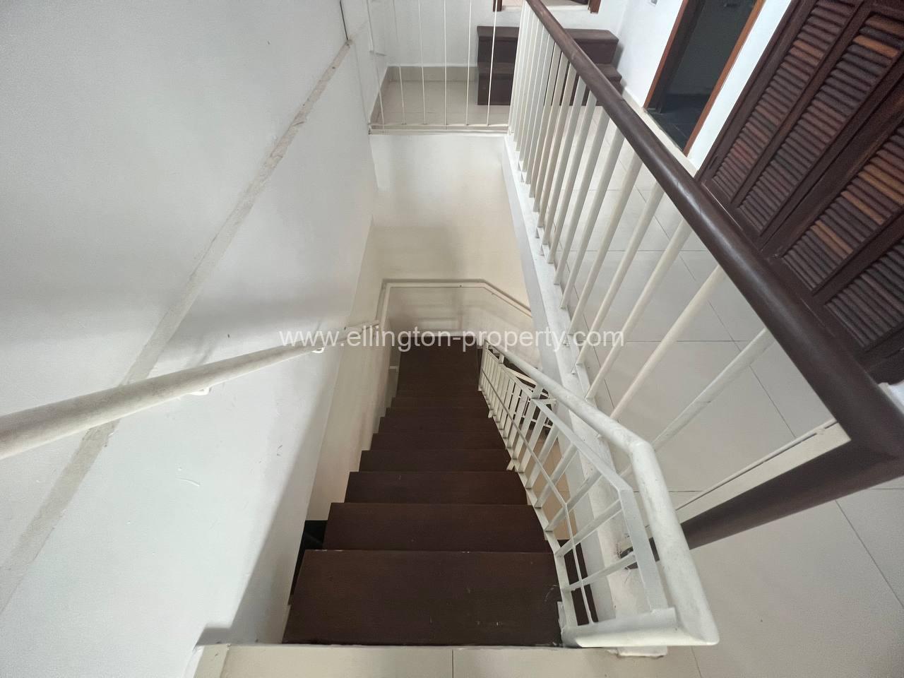 3 Bedroom Apartment For Rent In Daun Penh - Ellington Property