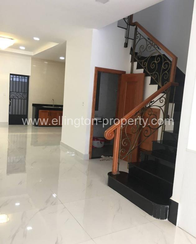 Villa For Rent In Sen Sok Area - Ellington Property