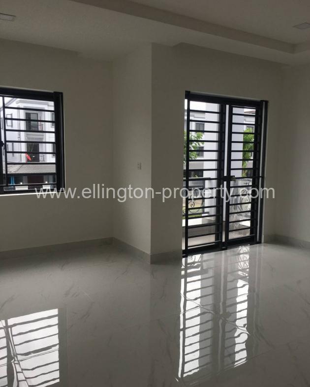 Villa For Rent In Sen Sok Area - Ellington Property