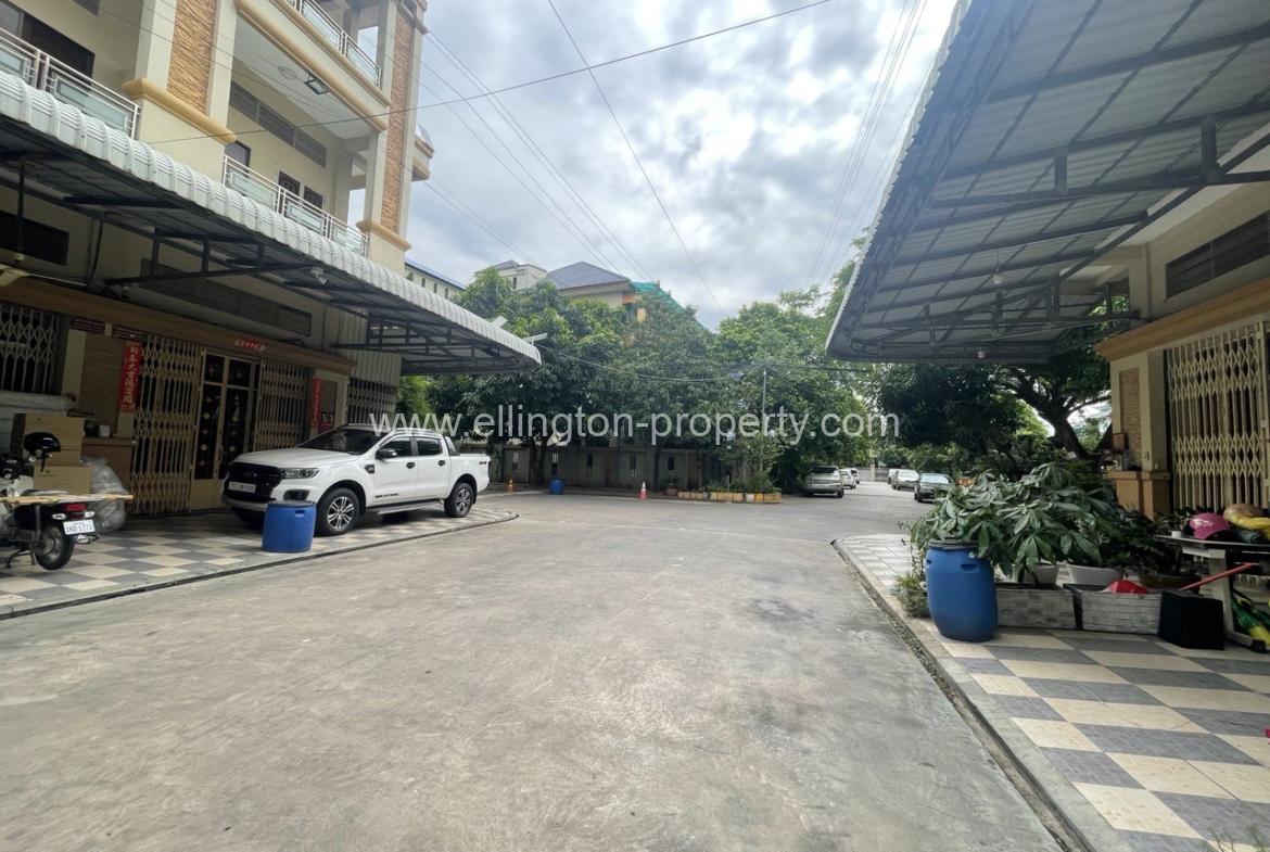 Flat House For Rent In Borey Peng Houth Mean Chey - Ellington Property