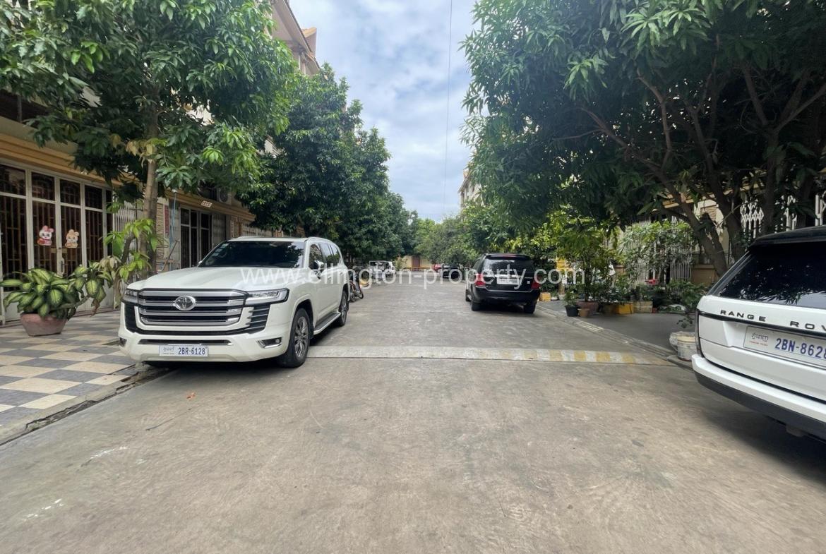 Flat House For Rent In Borey Peng Houth Mean Chey - Ellington Property