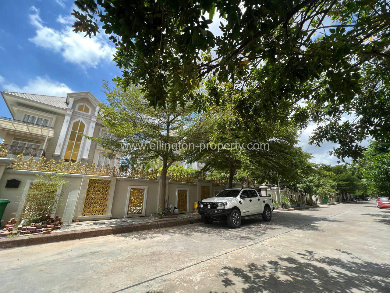 Villa For Rent In Chbar Ampov Area - Ellington Property