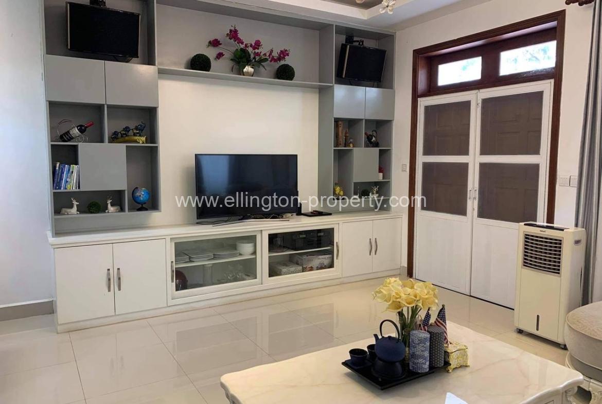 Villa For Sale In Siem Reap Province - Ellington Property