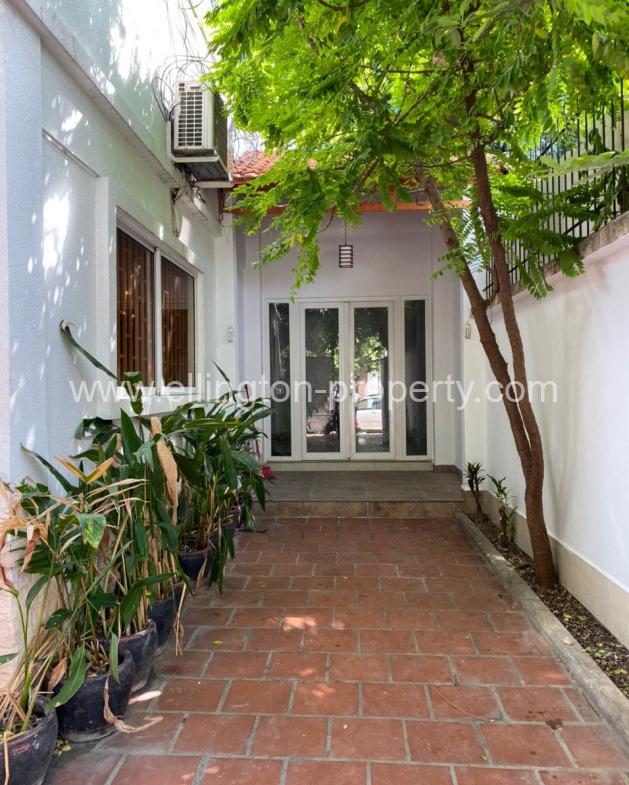 Villa For Rent In Toul Kork Area - Ellington Property