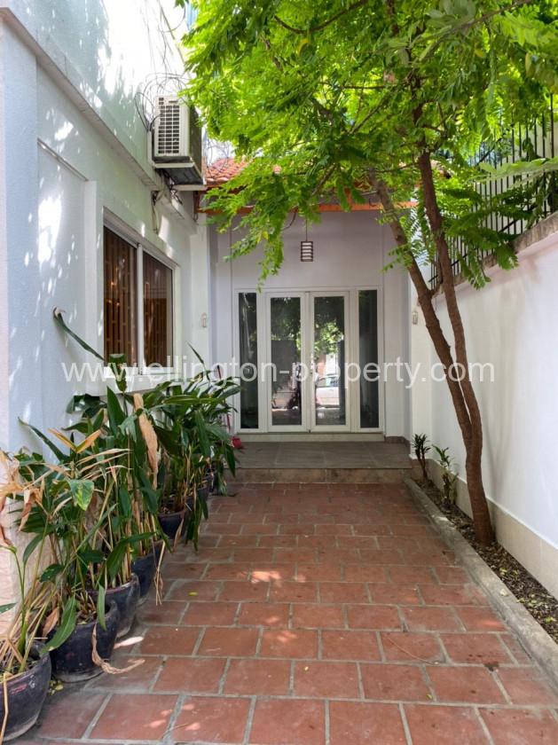 Villa For Rent In Toul Kork Area - Ellington Property