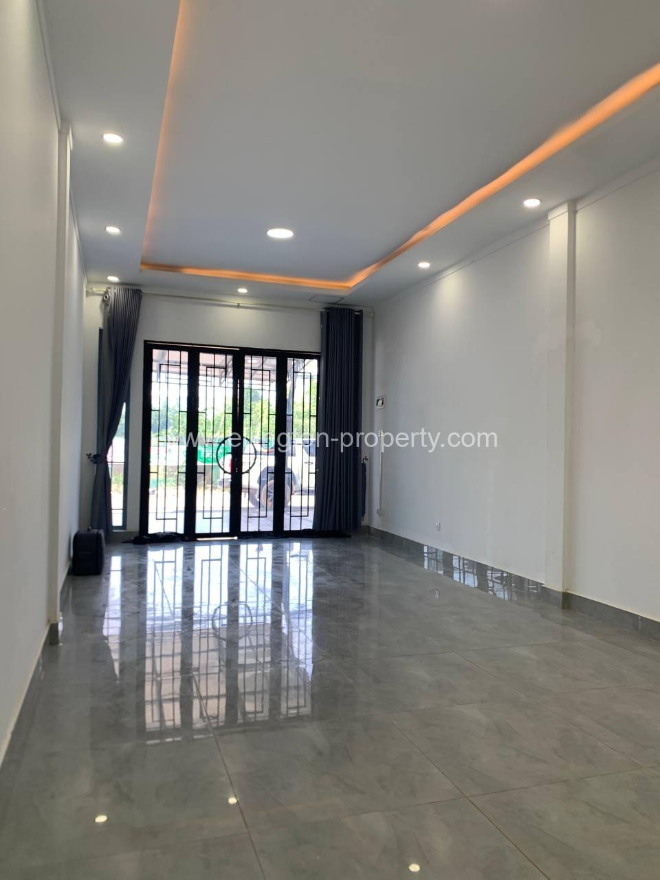 Flat House For Sale In Siem Reap Province - Ellington Property