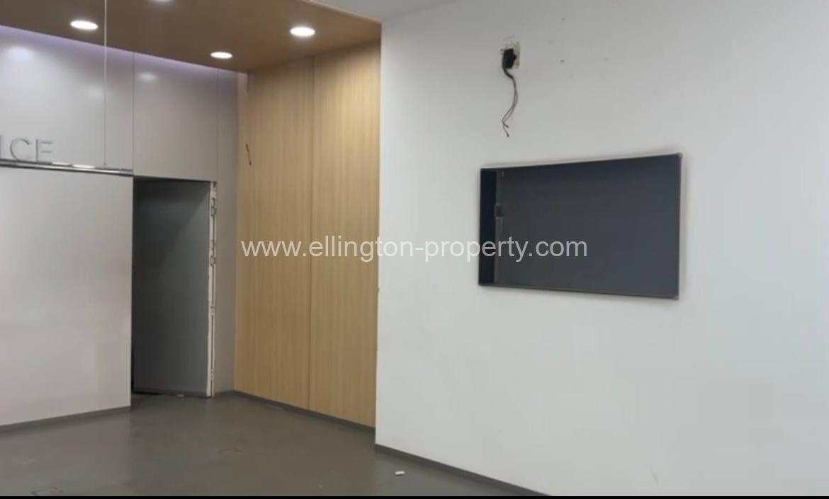 Shophouse For Rent In Siem Reap Province - Ellington Property