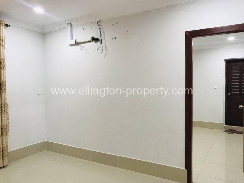  warehouse For Rent Near Khmer Soviet Friendship Hospital - Ellington Property