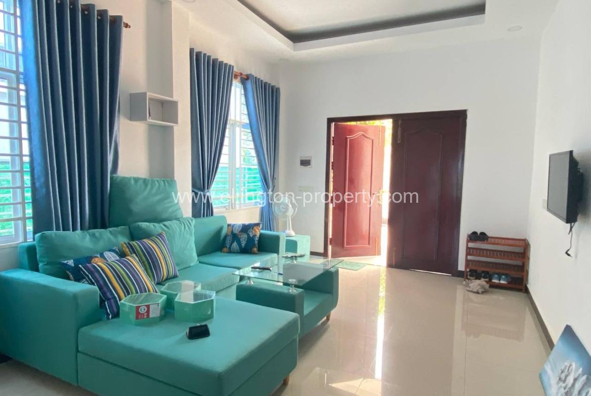 2 Bedrooms Villa For Rent In Siem Reap - Ellington Property