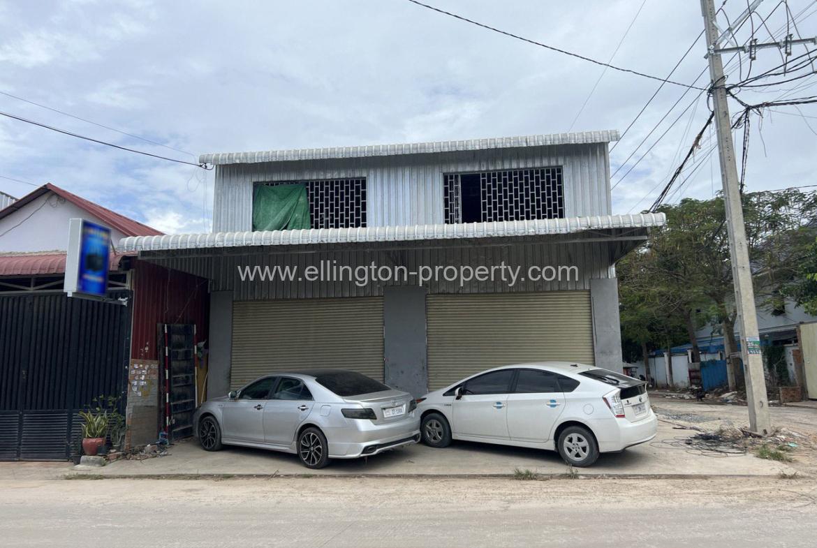 Warehouse For Rent In Sensok - Ellington Property