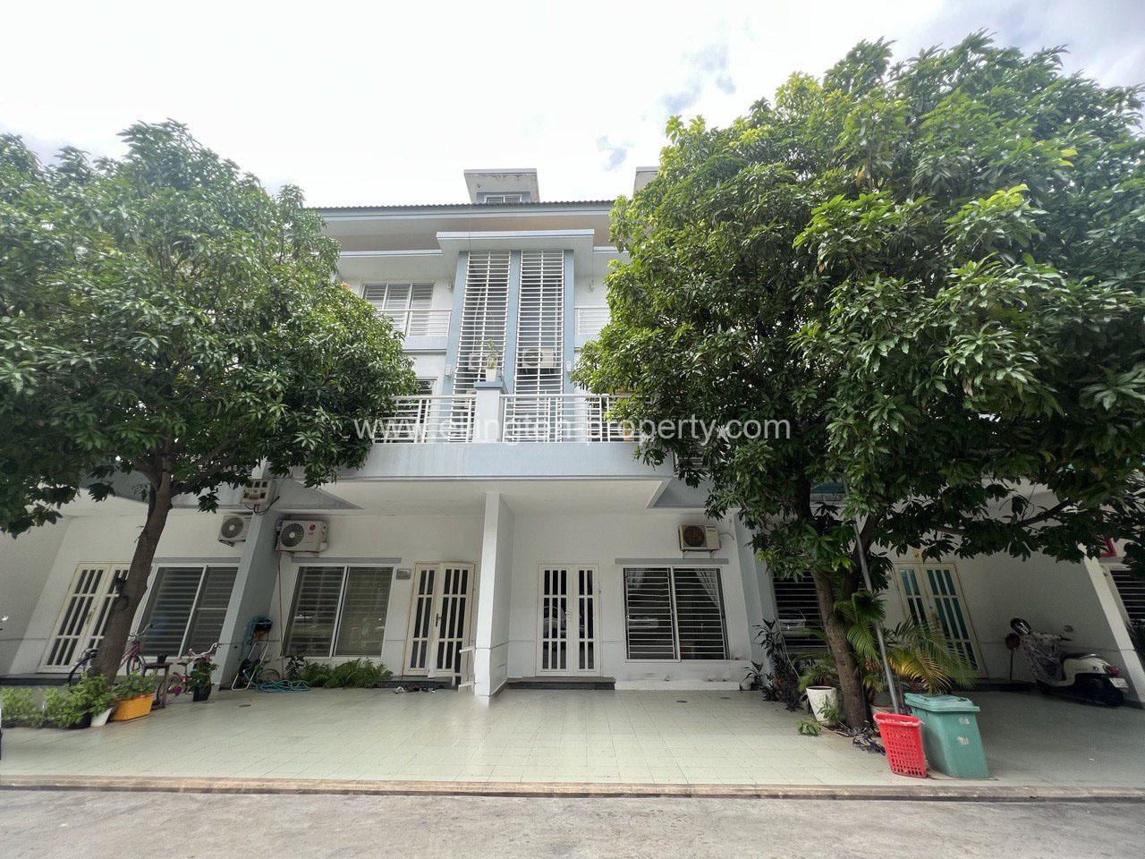 Villa For Rent In Sen Sok Area - Ellington Property