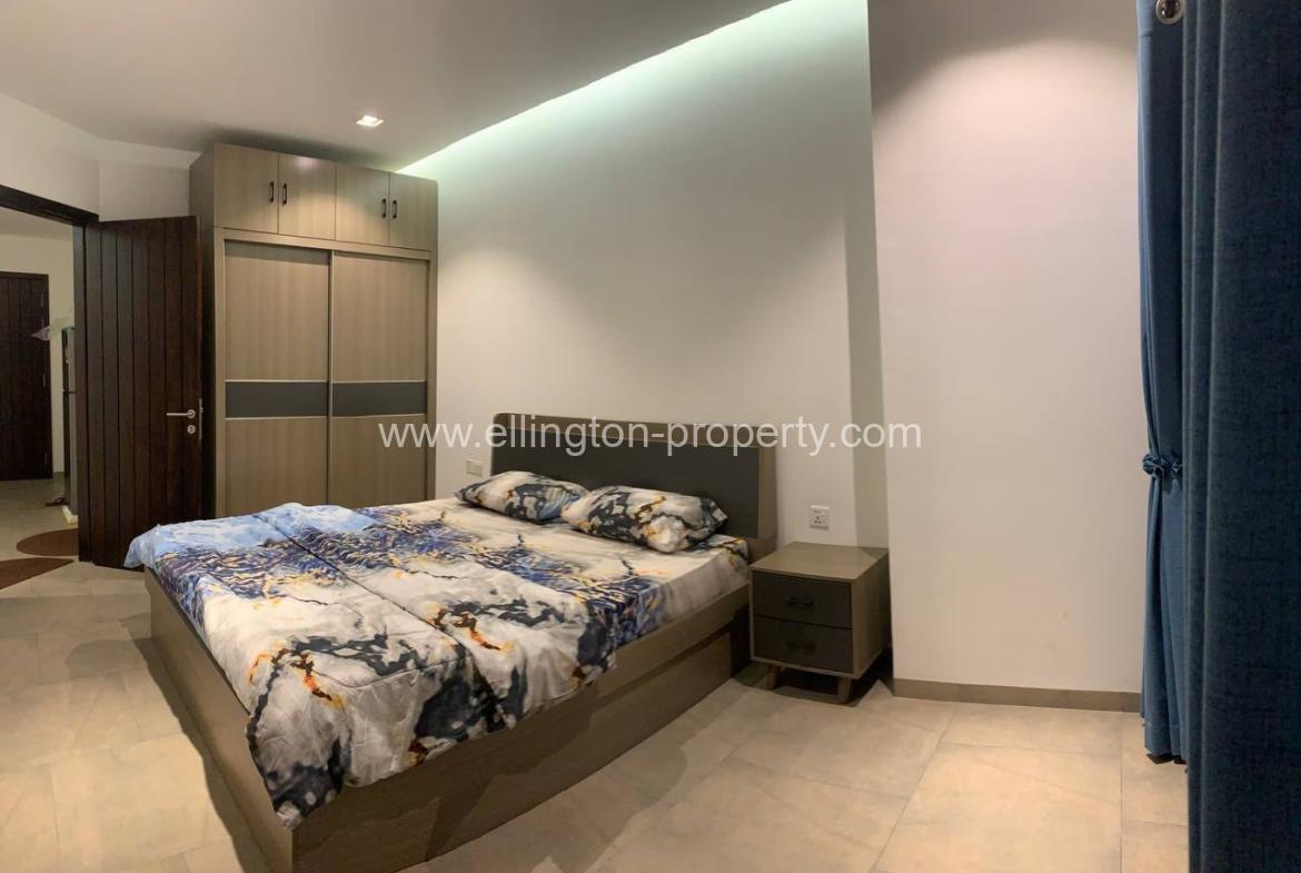 Condo For Rent Close By To Aon 3 Shopping Mall - Ellington Property