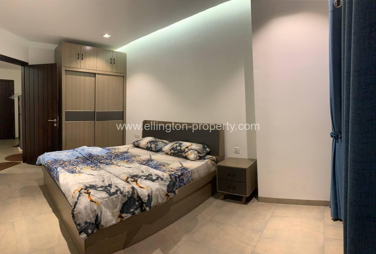 Condo For Rent Close By To Aon 3 Shopping Mall - Ellington Property