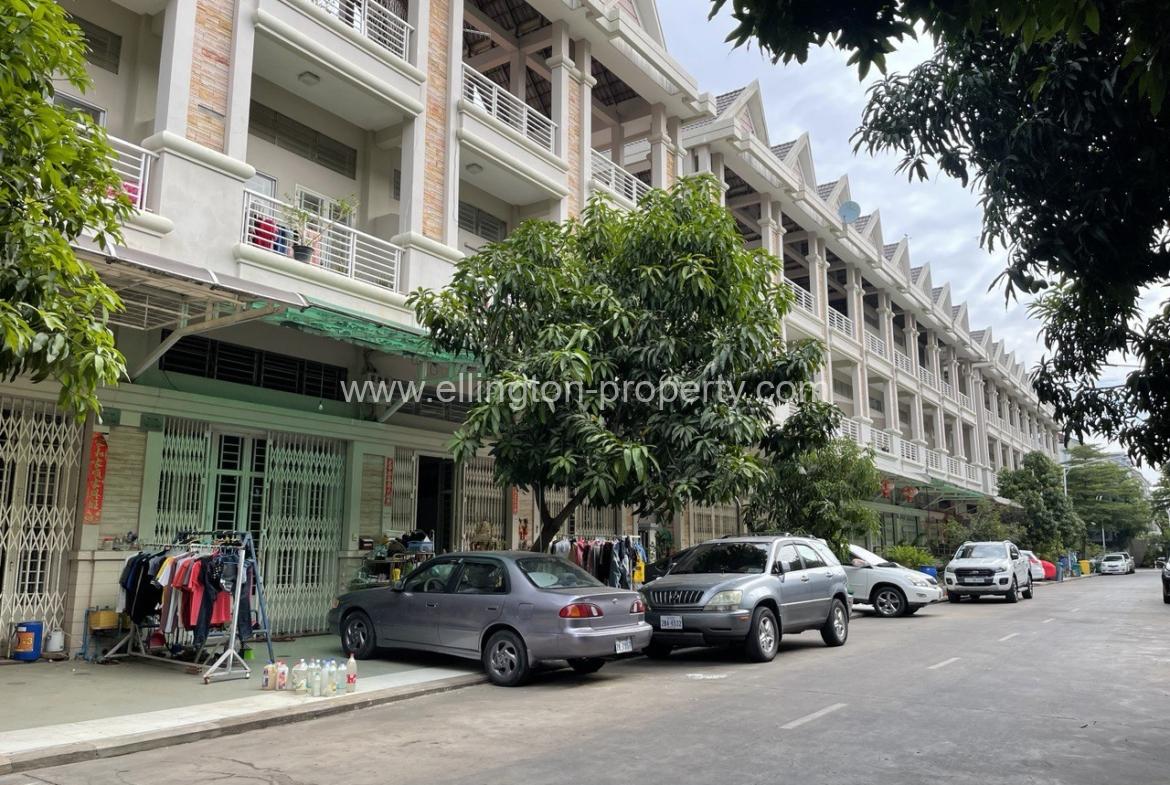 Flat House For Rent In Borey Peng Houth Men Chey - Ellington Property