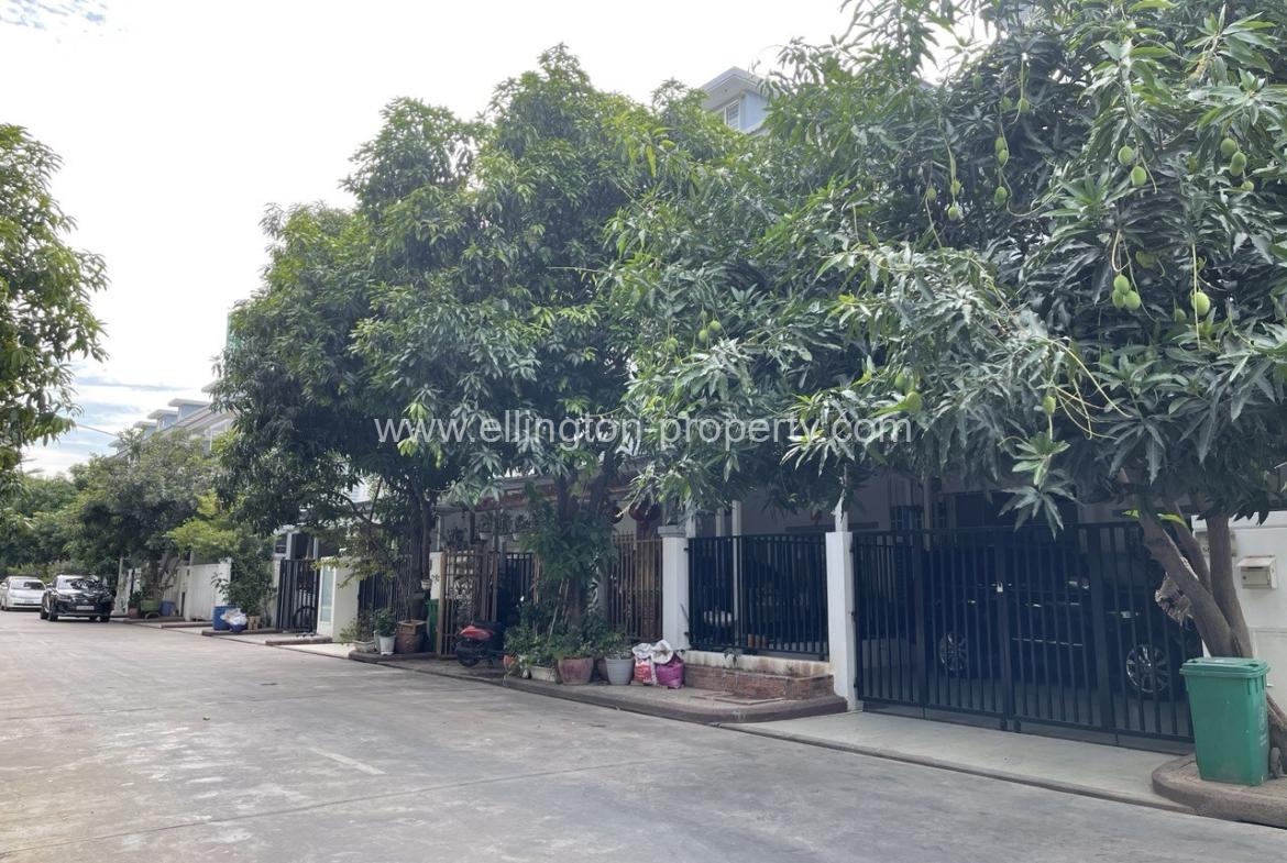 Flat House For Rent In Borey Peng Houth Men Chey - Ellington Property