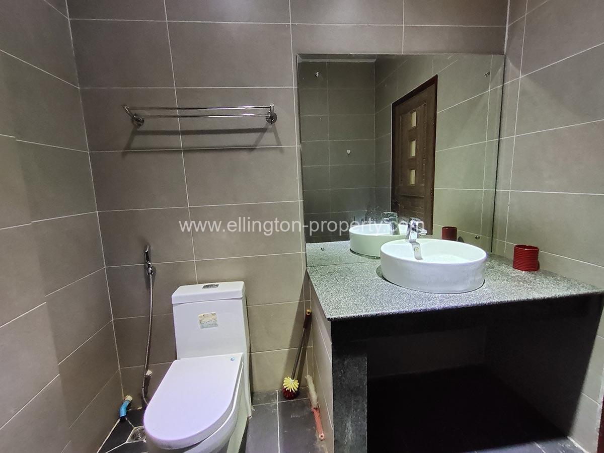 2 Bedrooms For Rent In Olympic - Ellington Property