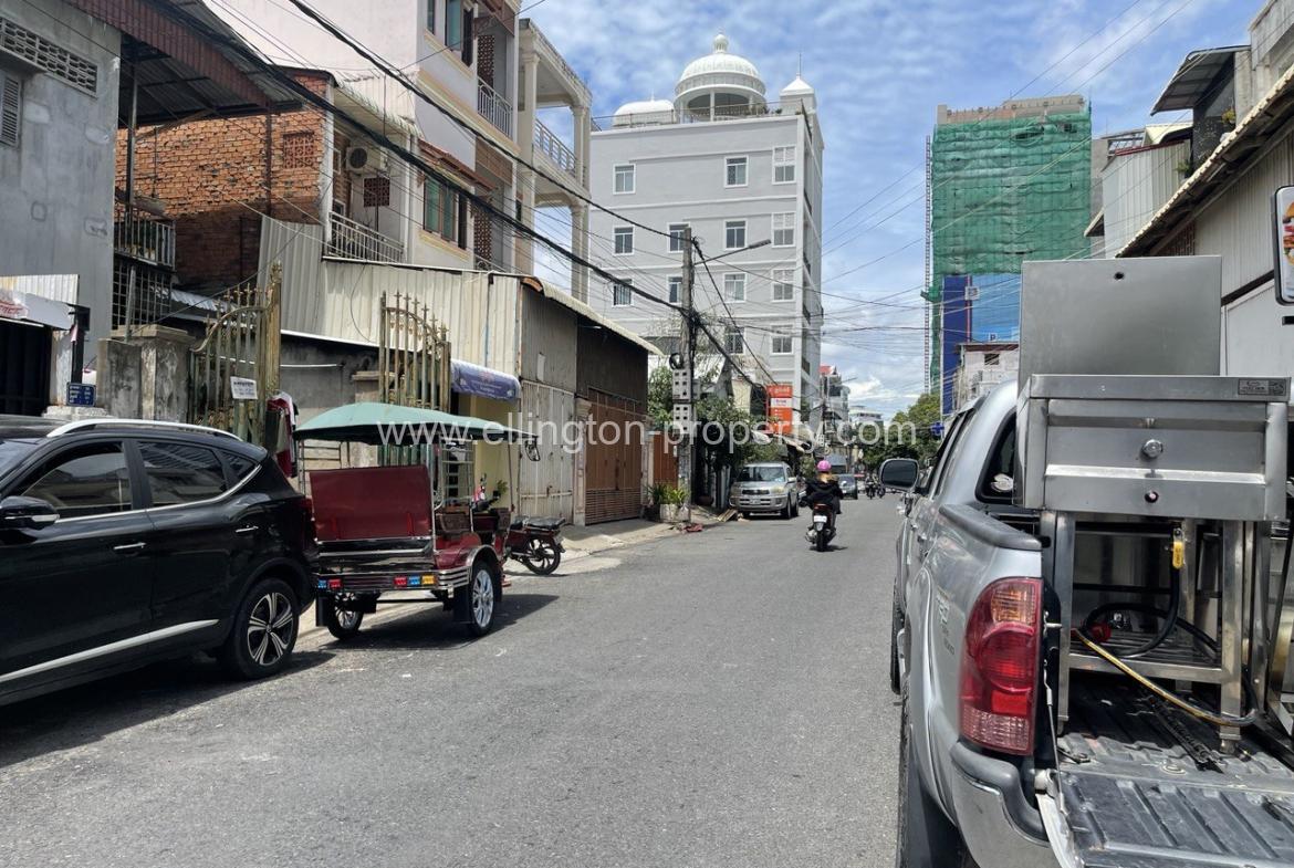 Land For Rent In Bkk3 - Ellington Property