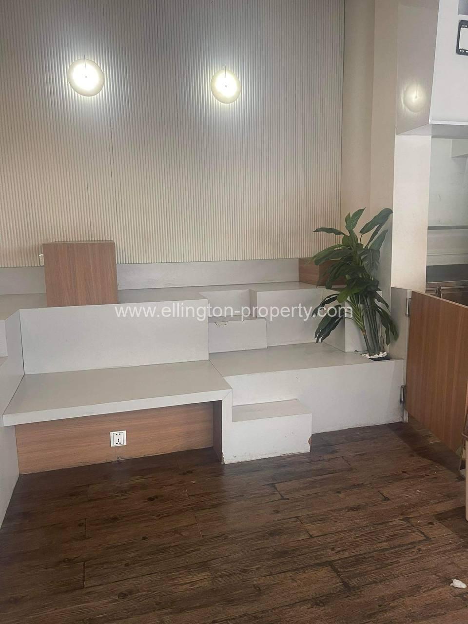 Shop For Rent In Doun Penh - Ellington Property