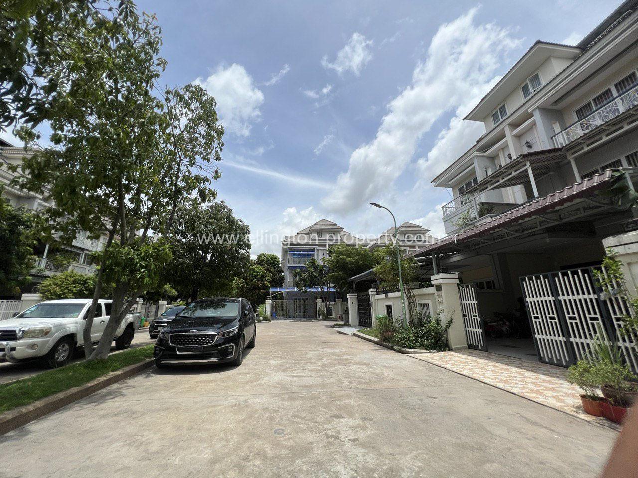 Twin Villa For Rent In Sen Sok - Ellington Property