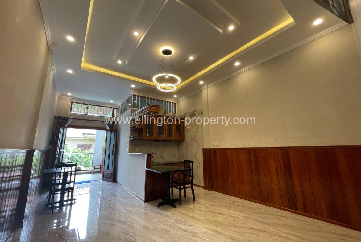 2 Bedrooms For Rent In Bkk - Ellington Property