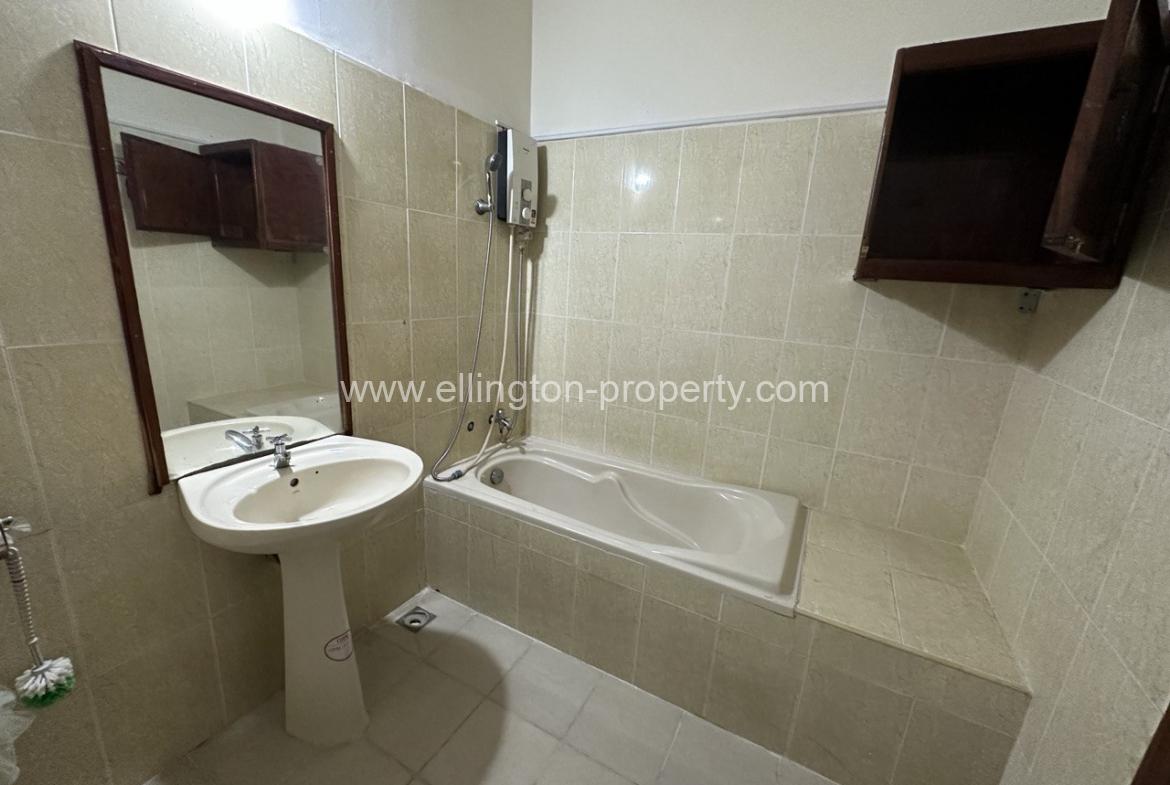 Flat House For Rent Bkk2 - Ellington Property