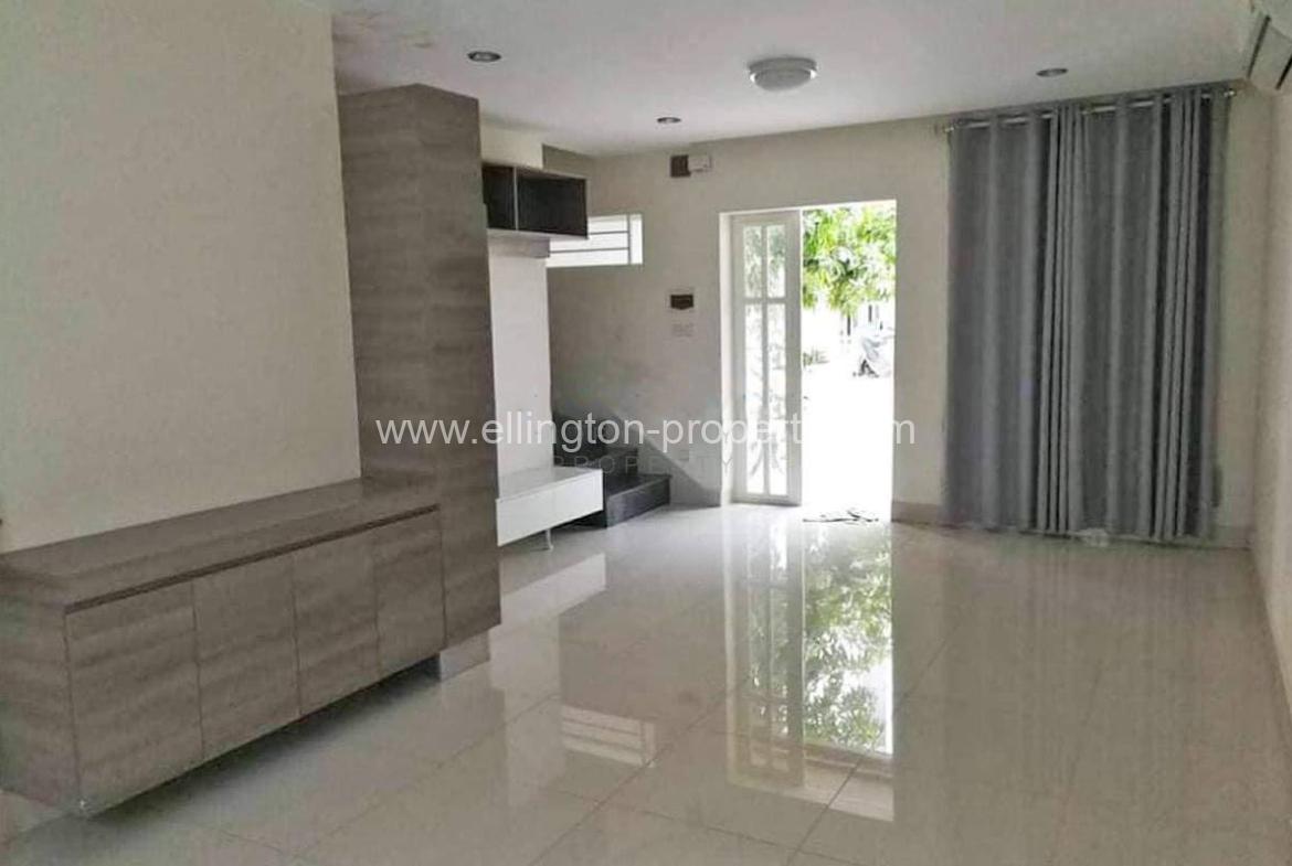 Villa For Rent In Borey Peng Houth Boeng Snor - Ellington Property