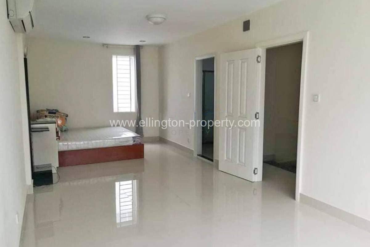 Villa For Rent In Borey Peng Houth Boeng Snor - Ellington Property