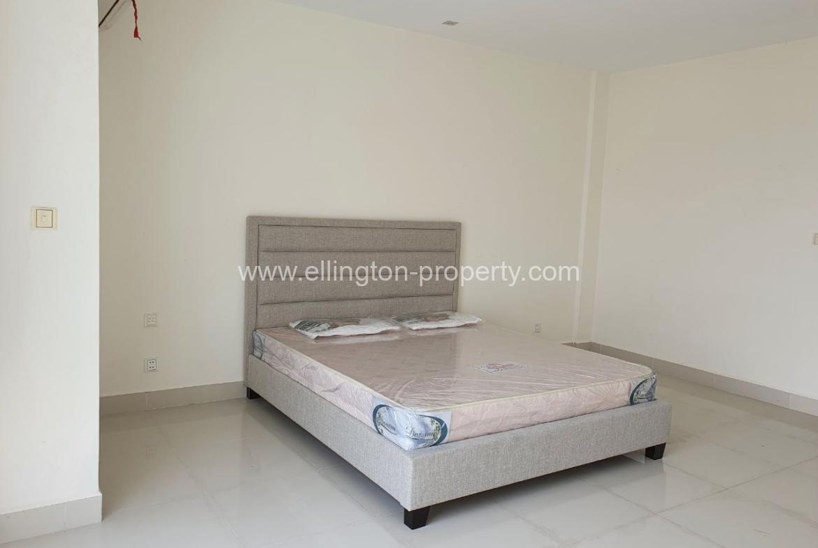 Villa For Rent In Sen Sok - Ellington Property