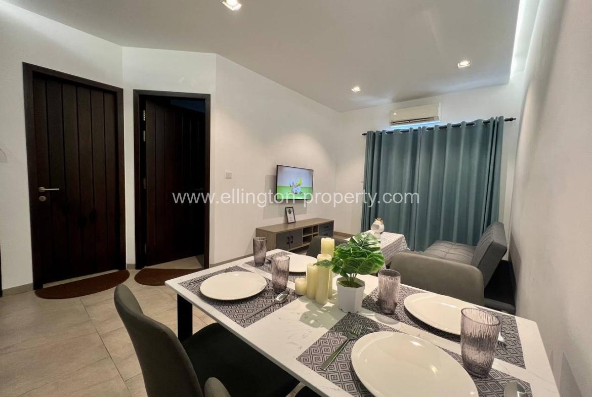 Condo For Rent Close By To Aon 3 Shopping Mall - Ellington Property