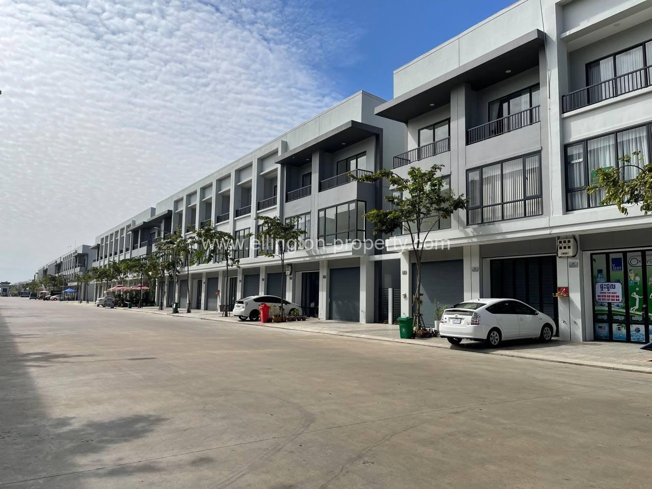 Shophouse For Rent In Borey Chip Mong Chamkar Doung - Ellington Property