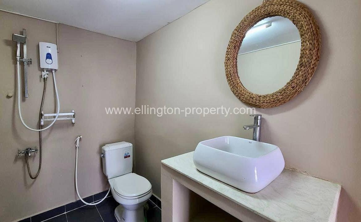 1 Bedroom Renovated Apartment For Rent In Bkk3 Area - Ellington Property