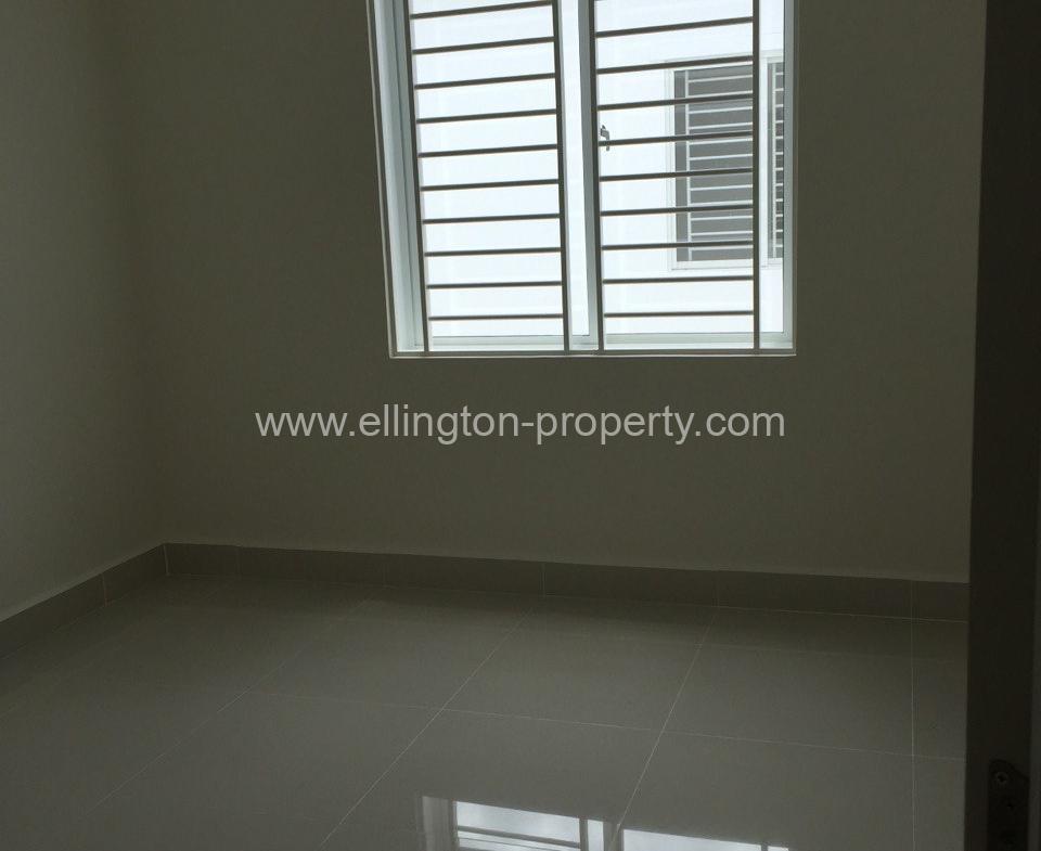 Villa For Sale In Borey Peng Huoth Boeung Snor - Ellington Property