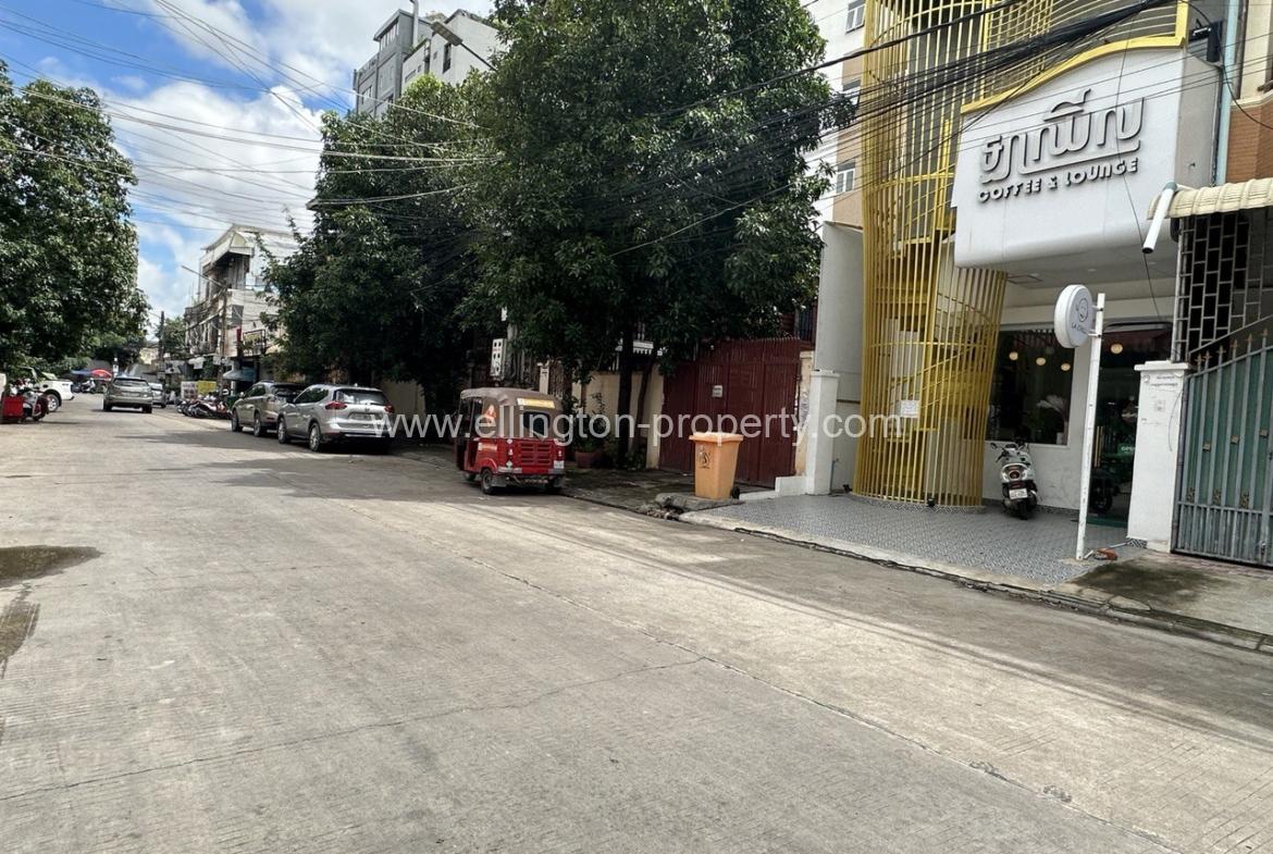 Shophouse For Rent In Chamkar Morn - Ellington Property