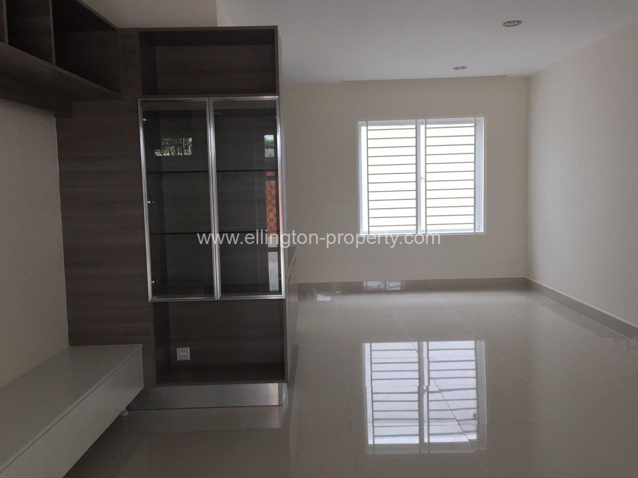 Villa For Sale In Borey Peng Huoth Boeung Snor - Ellington Property