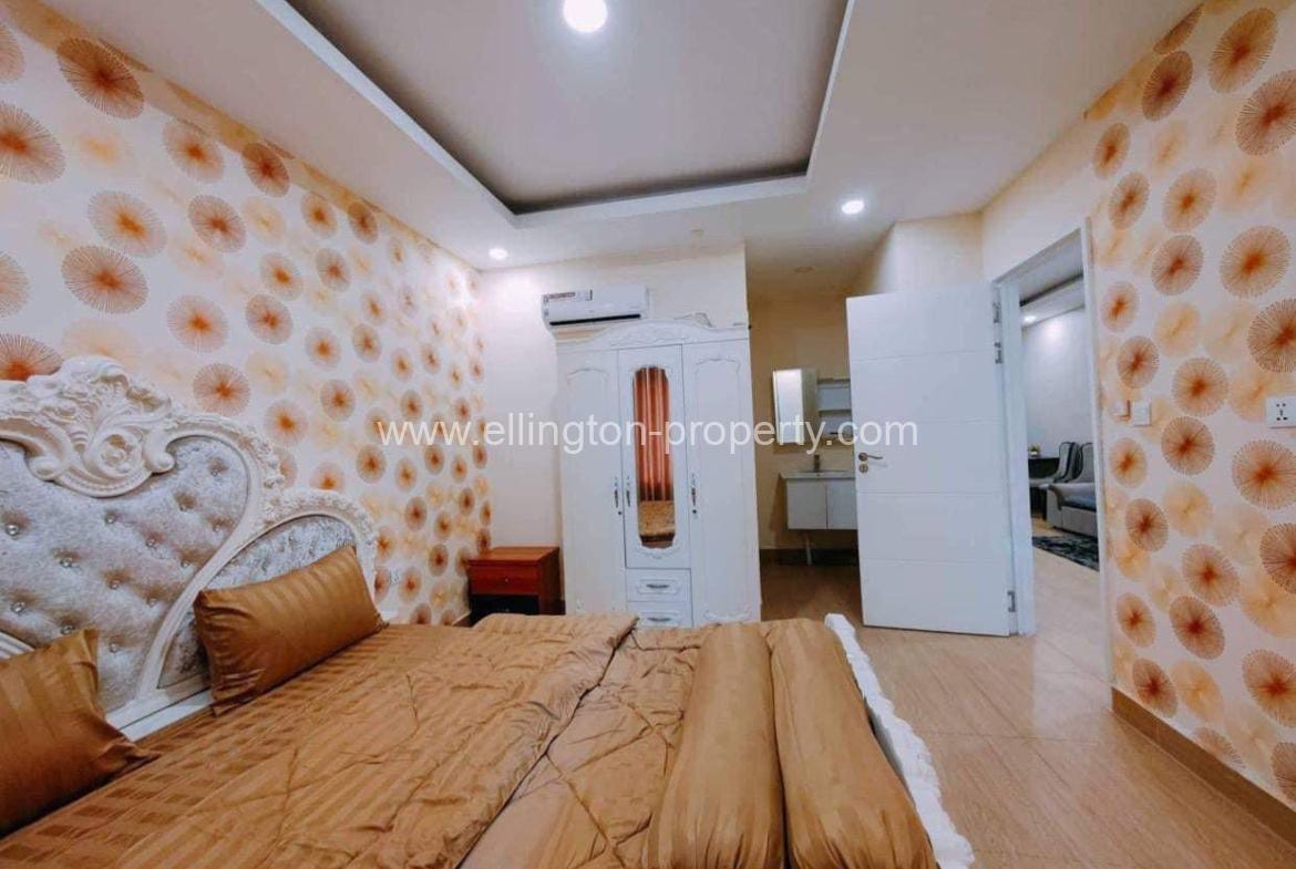 2 Bedrooms Condo For Rent In Bkk3 - Ellington Property