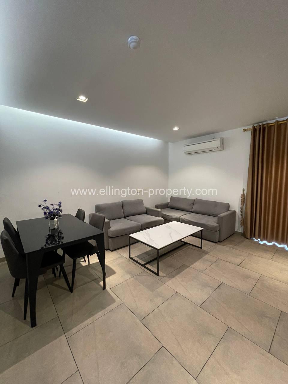 Condo For Rent Close By To Aon 3 Shopping Mall - Ellington Property