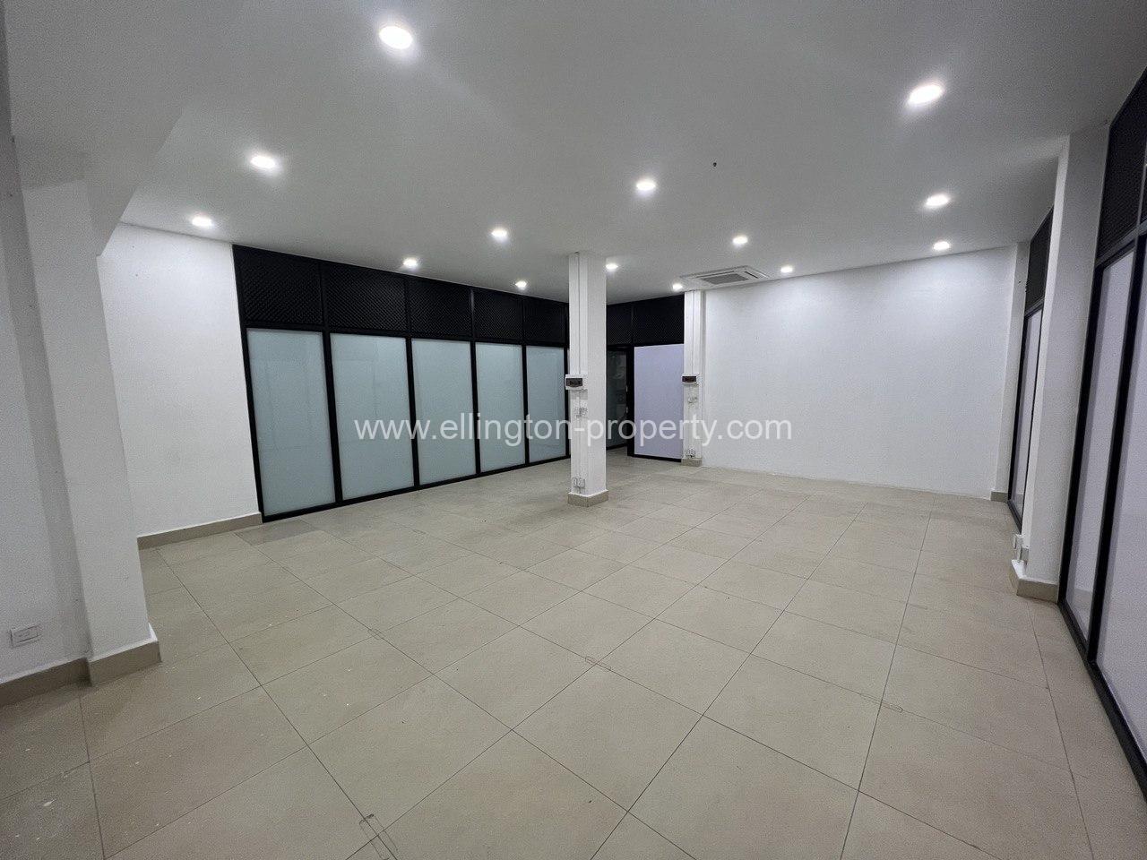 Office Space For Rent In Daun Penh  - Ellington Property