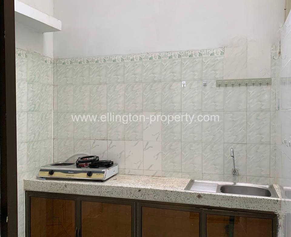 3 Bedrooms Apartment For Rent In Daun Penh Area - Ellington Property