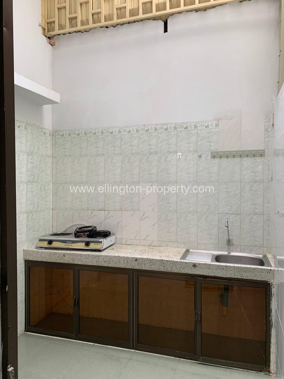 3 Bedrooms Apartment For Rent In Daun Penh Area - Ellington Property