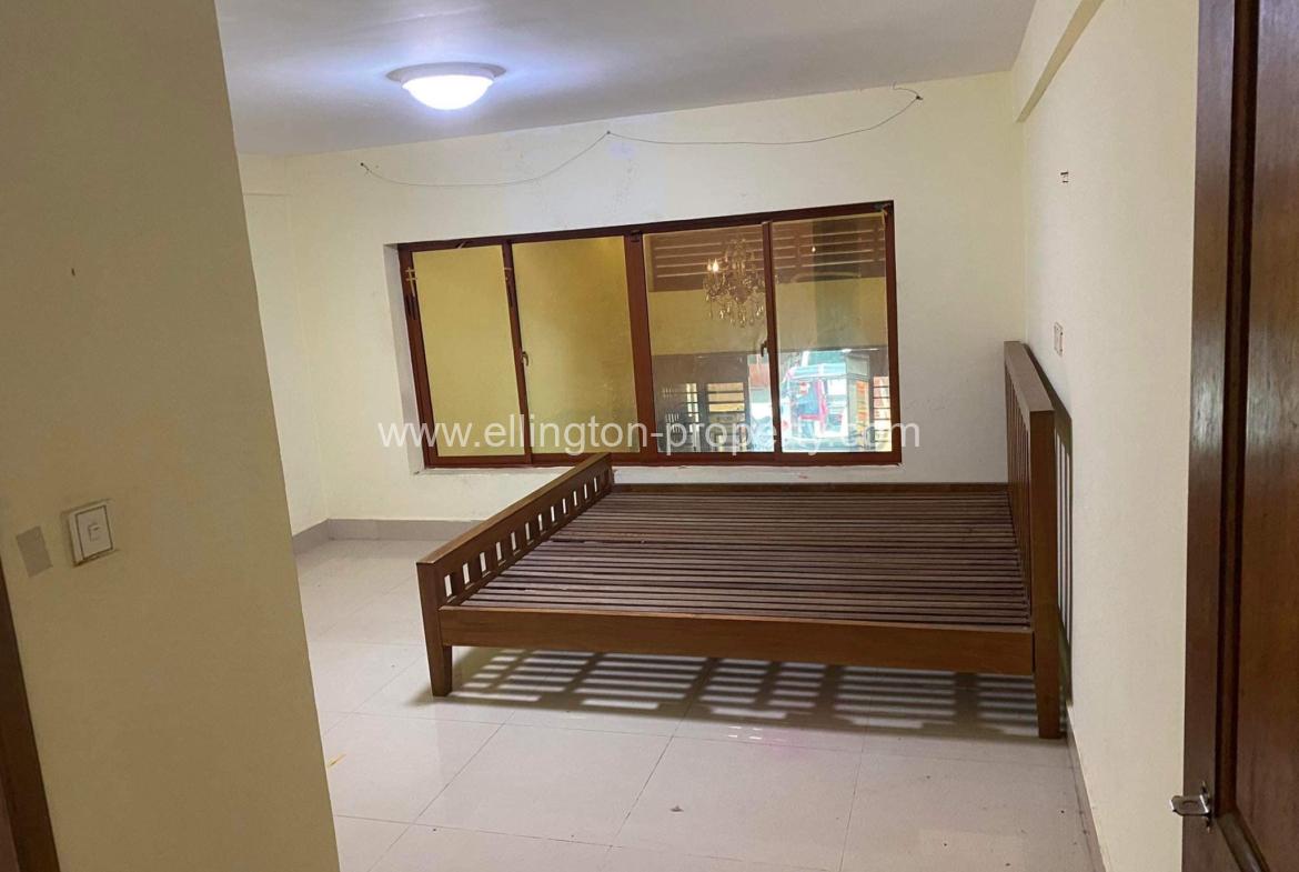 Flat House For Rent In Sen Sok Area - Ellington Property