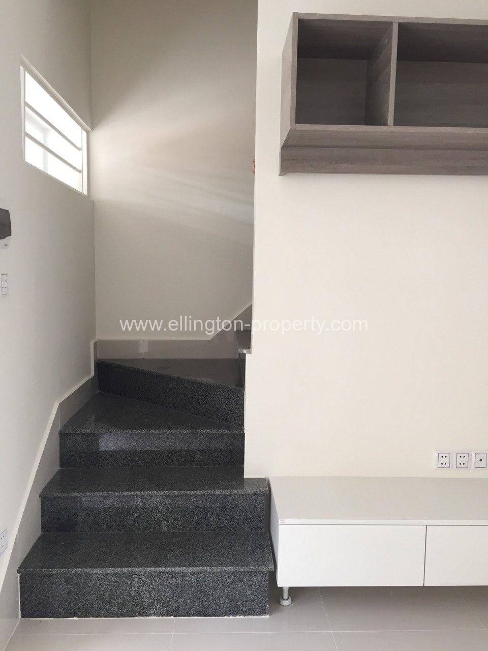 Villa For Sale In Borey Peng Huoth Boeung Snor - Ellington Property