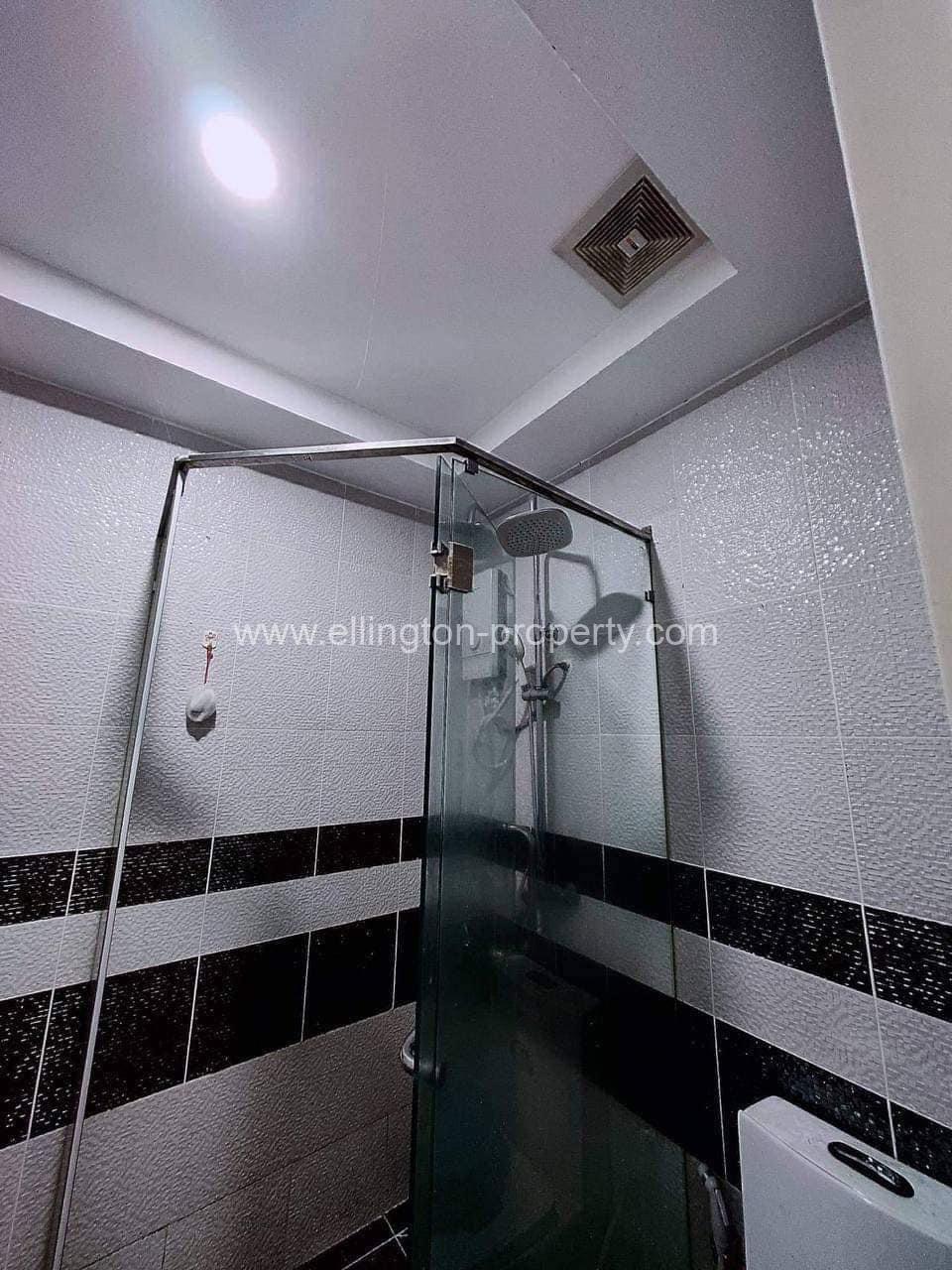 2 Bedrooms Condo For Rent In Bkk3 - Ellington Property