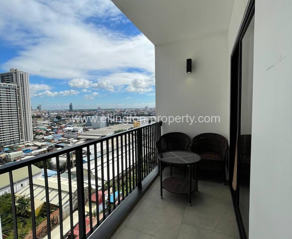 Condo For Rent Close By To Aon 3 Shopping Mall - Ellington Property