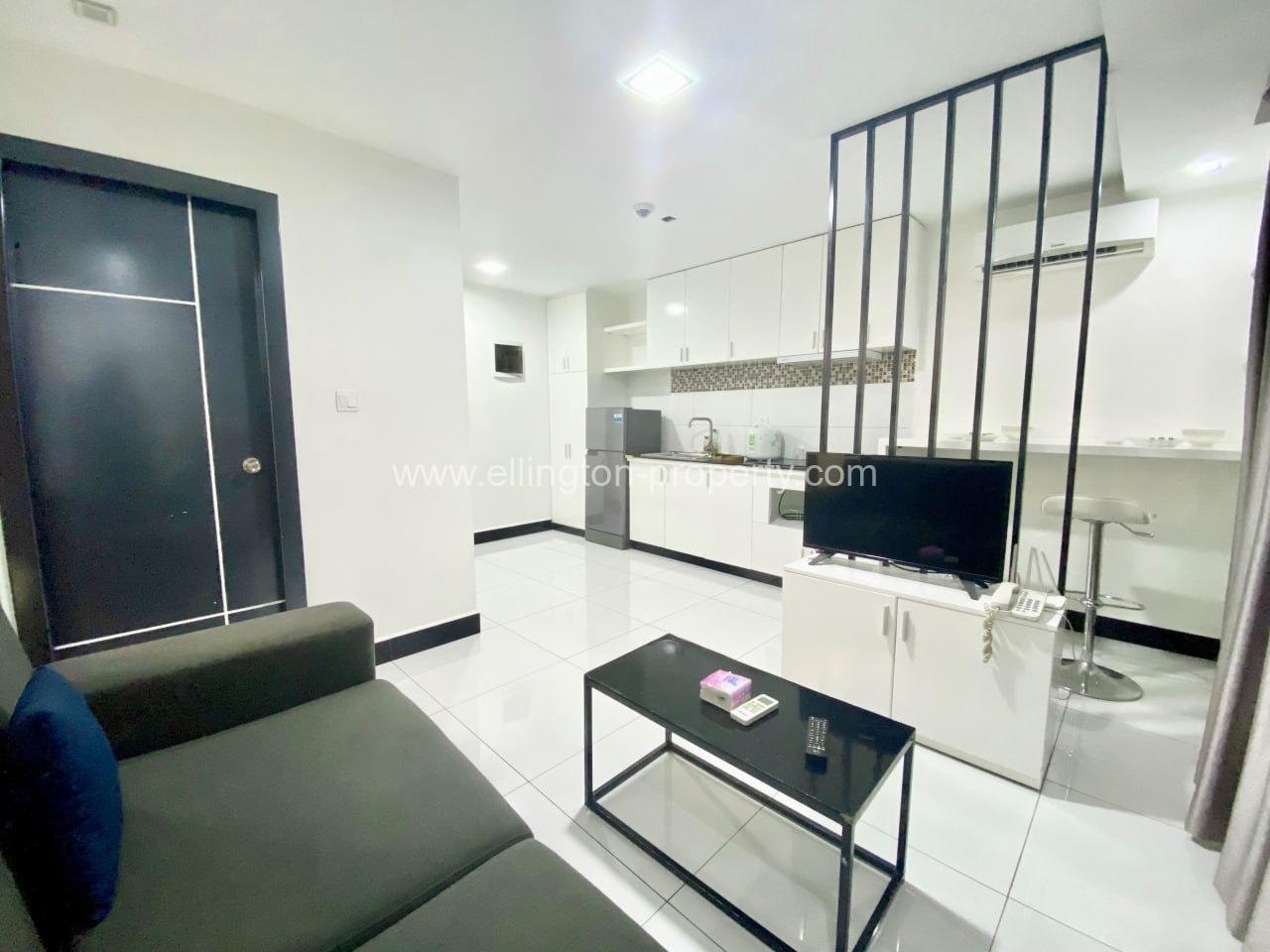 1 Bedroom Service Apartment For Rent In Bkk3 Area - Ellington Property