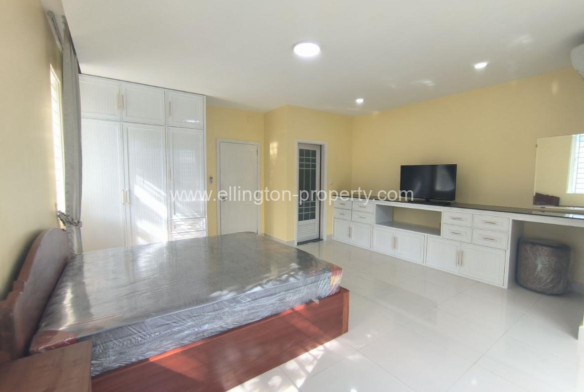 Link House For Rent In Borey Peng Houth - Ellington Property