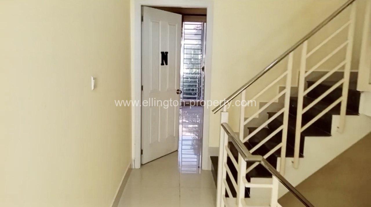 Villa For Sale In Borey Penghuoth Boeung Snor - Ellington Property