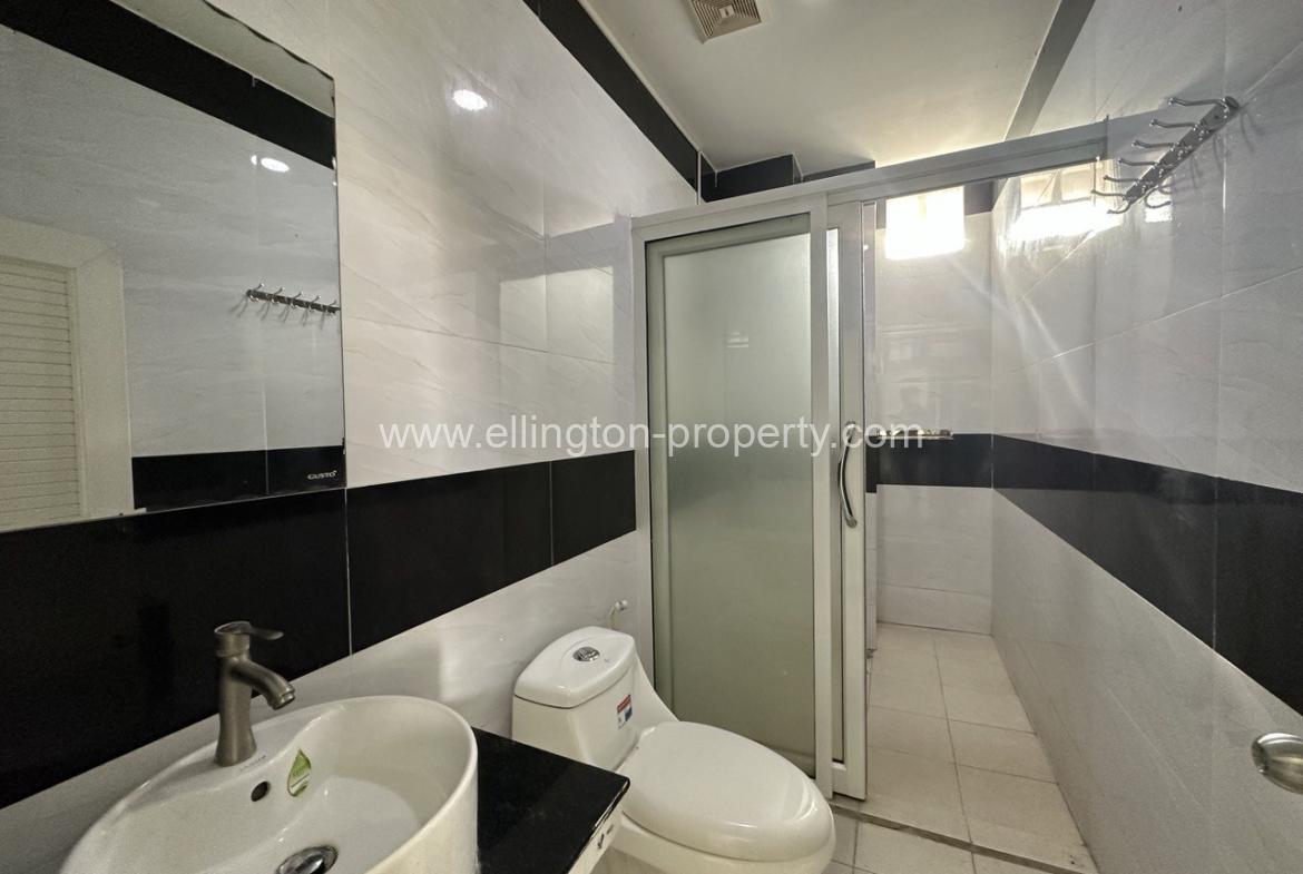 2 Bedrooms For Rent In Daun Penh Area - Ellington Property