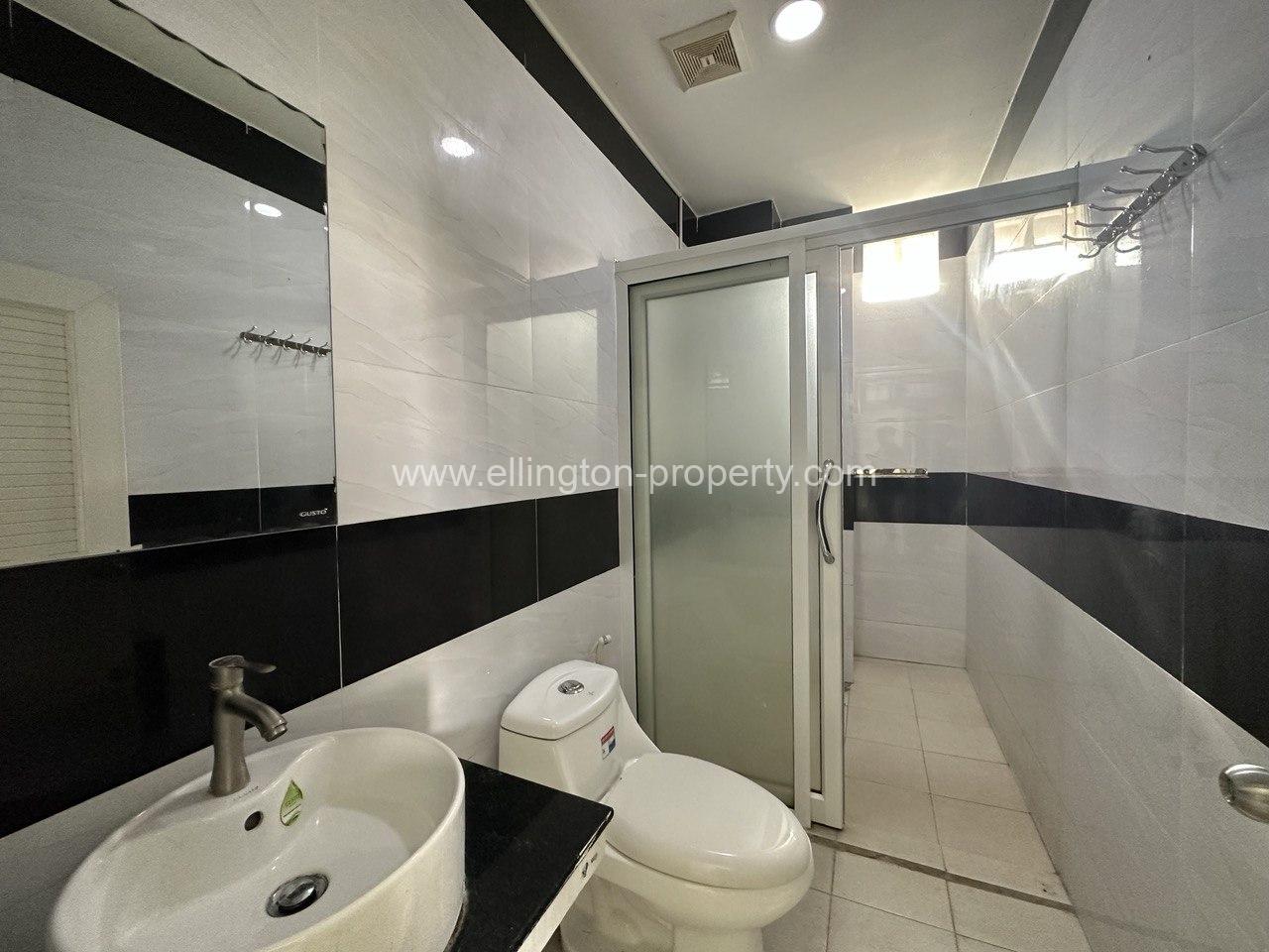 2 Bedrooms For Rent In Daun Penh Area - Ellington Property